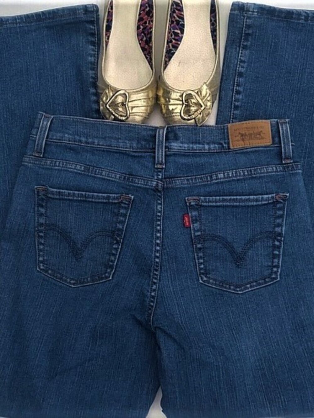 Levi's 512 SZ 10M Slimming Classic Blue 5 Pocket Classic Design Bootcut Jeans